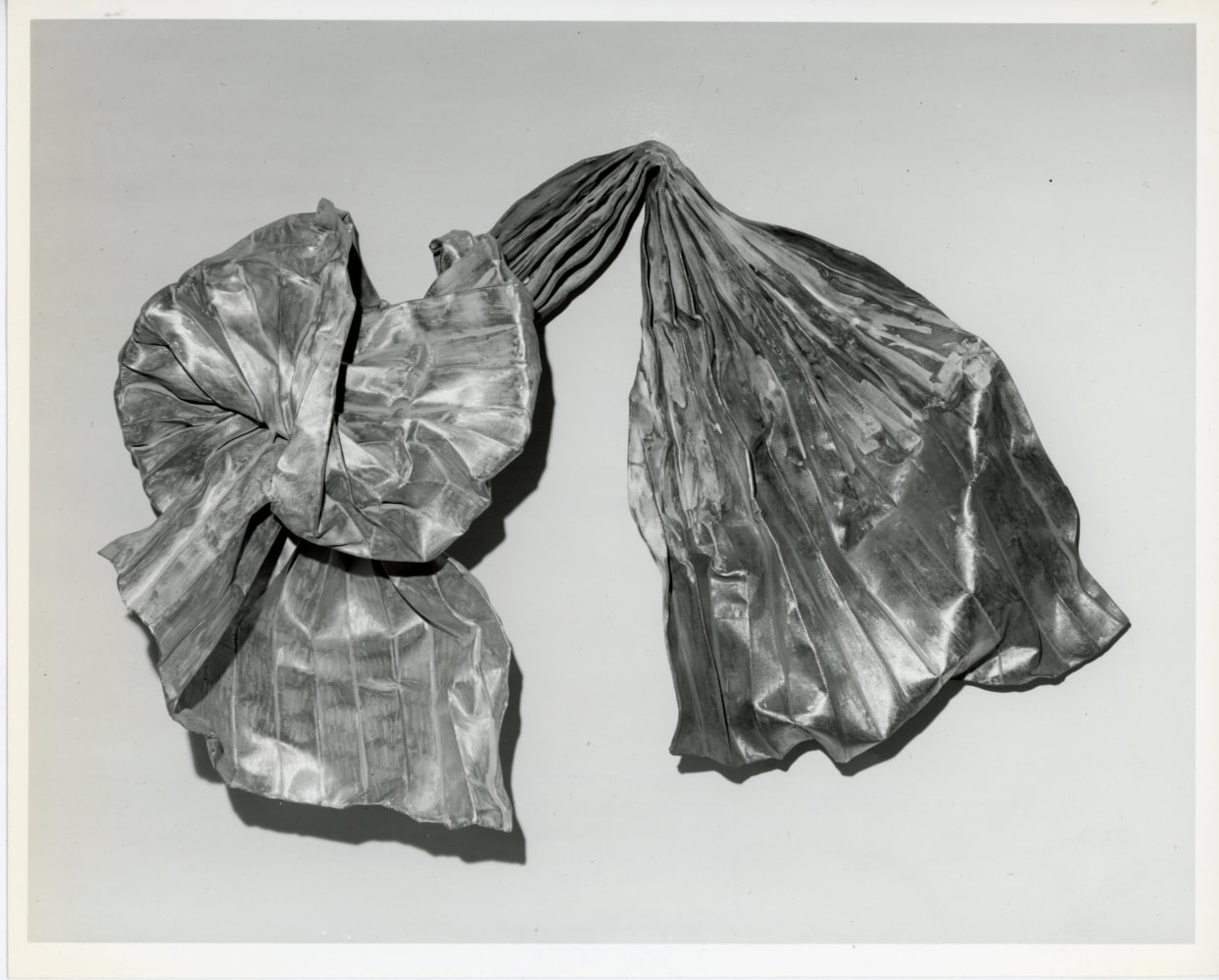 Lynda Benglis &quot;Antilla&quot; 1982 Bronze wire, zinc, aluminum, copper, patinated copper 36 1/4&quot; x 52 1/2&quot; x 19 1/2&quot;