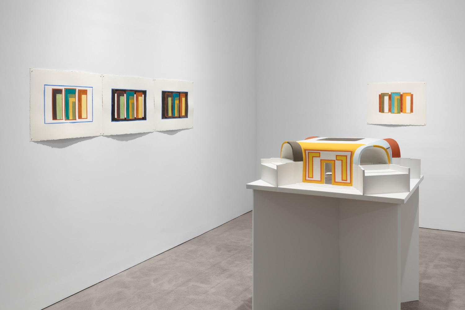 Installation view, David Novros, May 11 – June 28, 2019