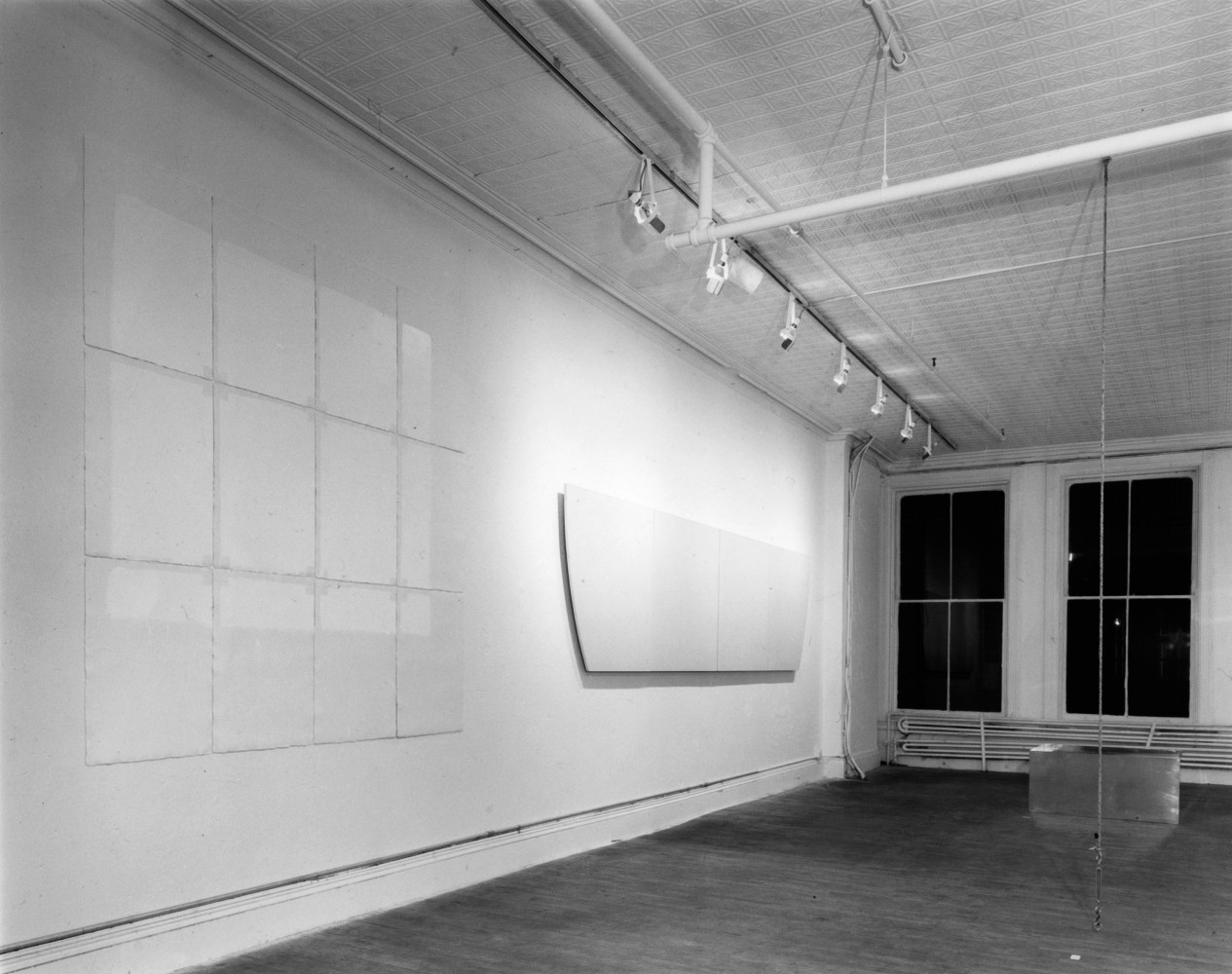 Installation view, Benefit For The Student Mobilization Committee To End The War in Vietnam, October 22 – October 31, 1968. Paula Cooper Gallery, 96-100 Prince Street, New York. Photo: D. James Dee