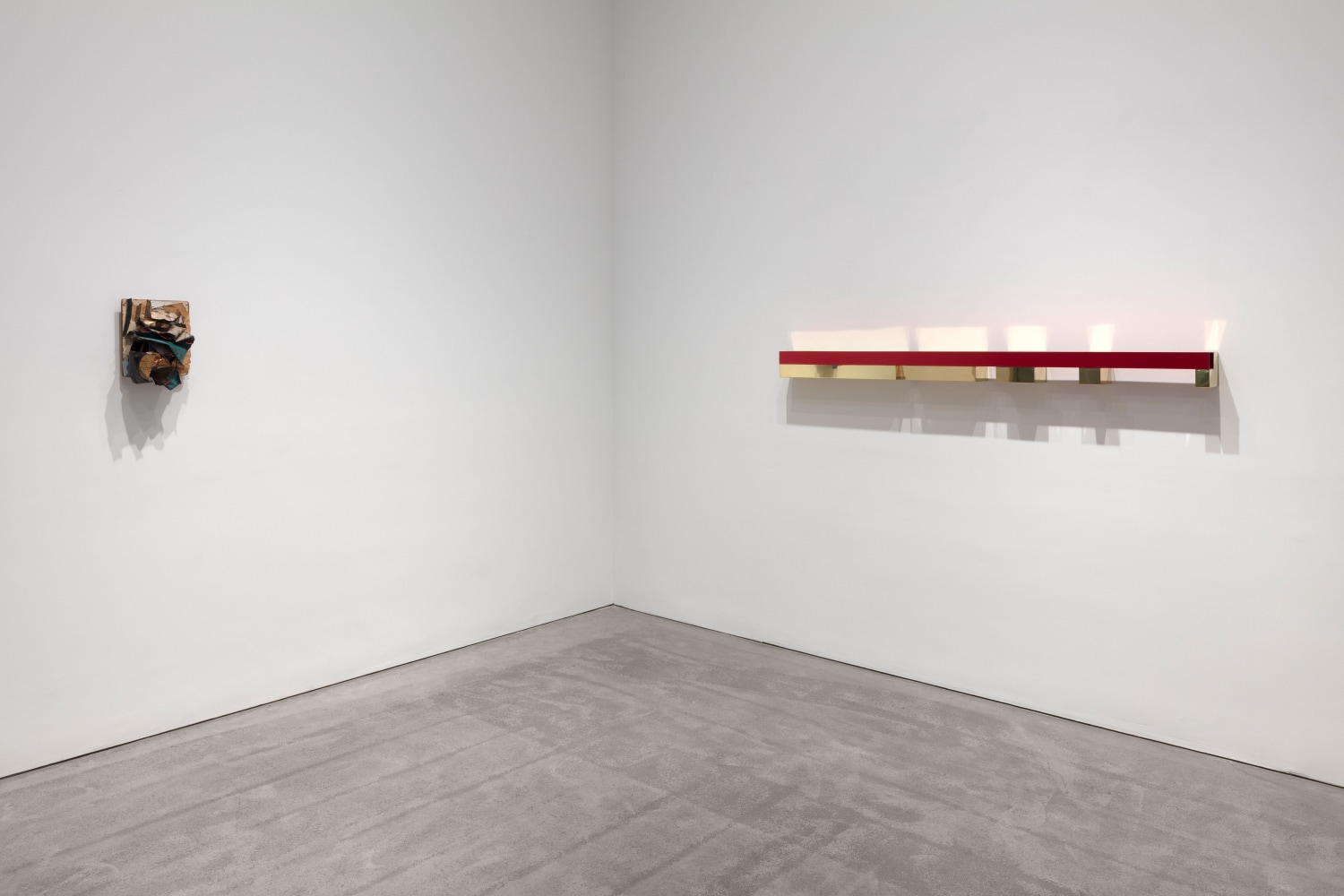 Installation view, John Chamberlain & Donald Judd, November 2 – December 14, 2019