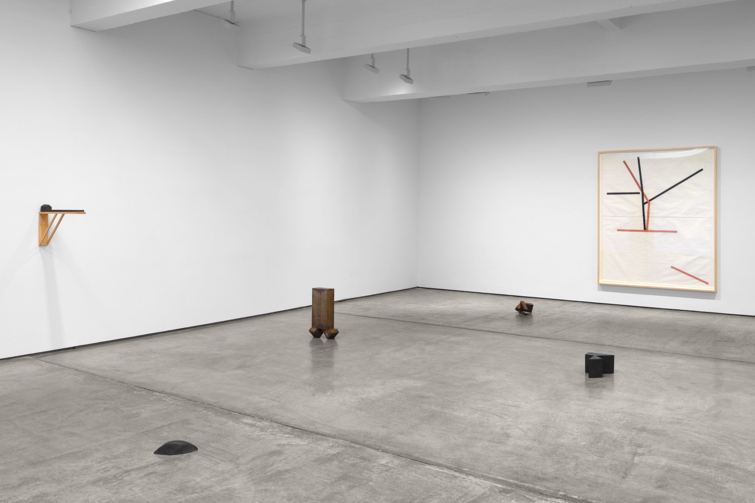 Installation view, Joel Shapiro, Paula Cooper Gallery, New York, September 4 – October 11, 2025. © 2025 Joel Shapiro / Artists Rights Society (ARS), New York. Courtesy Paula Cooper Gallery, New York. Photo: Steven Probert