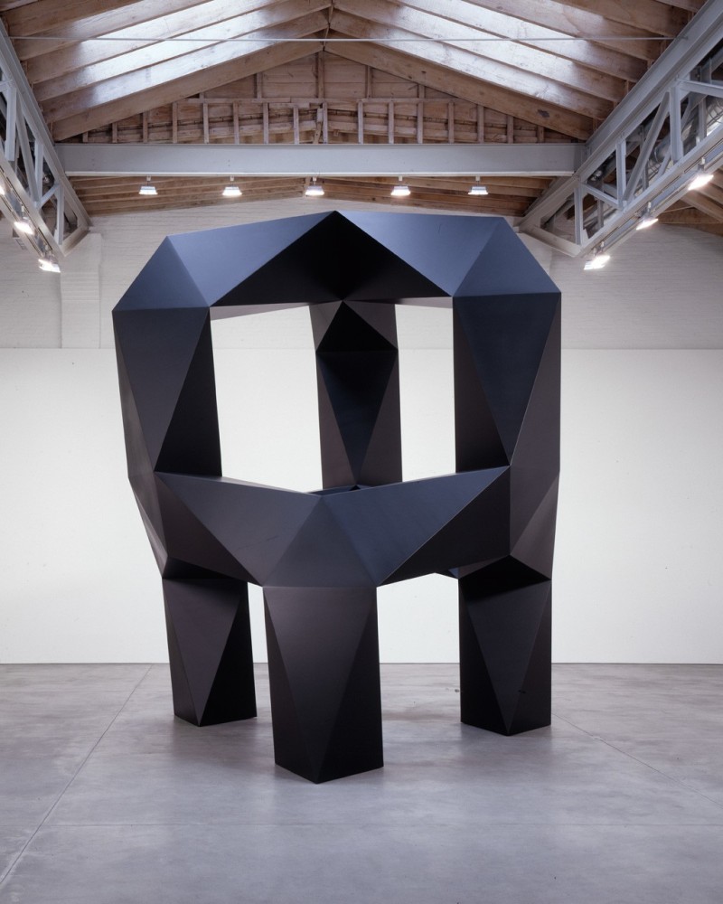 Tony Smith "Moondog" 1964 Aluminum, painted black 17' 1/4" x 13' 7 1/4" x 15' 8 1/2"