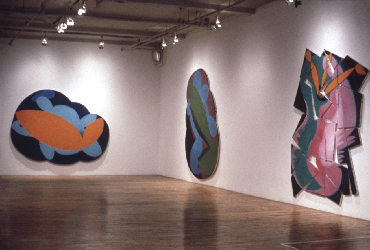 Installation view, Elizabeth Murray, Paula Cooper Gallery, 155 Wooster Street, New York, May 1 - 30, 1980. © 2025 Elizabeth Murray / Artists Rights Society (ARS), New York. Courtesy Paula Cooper Gallery, New York. Photo: Geoffrey Clements.