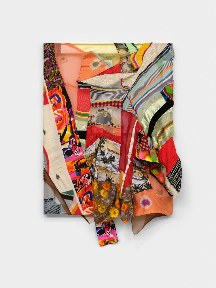 Eric N. Mack
Rock river melody, 2023
fabric on aluminum stretcher
stretcher: 40 x 30 in. (101.6 x 76.2 cm)
overall: 48 x 33 x 6 in. (121.9 x 83.8 x 15.2 cm)