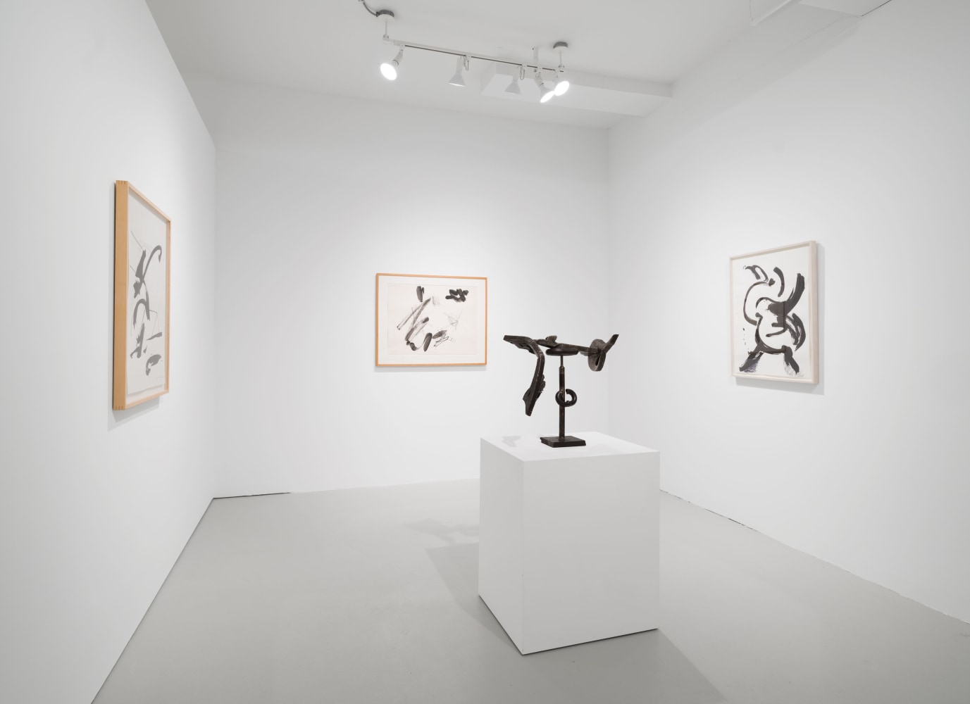 Installation view, Beatrice Caracciolo & Mark di Suvero, April 14 – May 21, 2022, 243A Worth Ave, Palm Beach