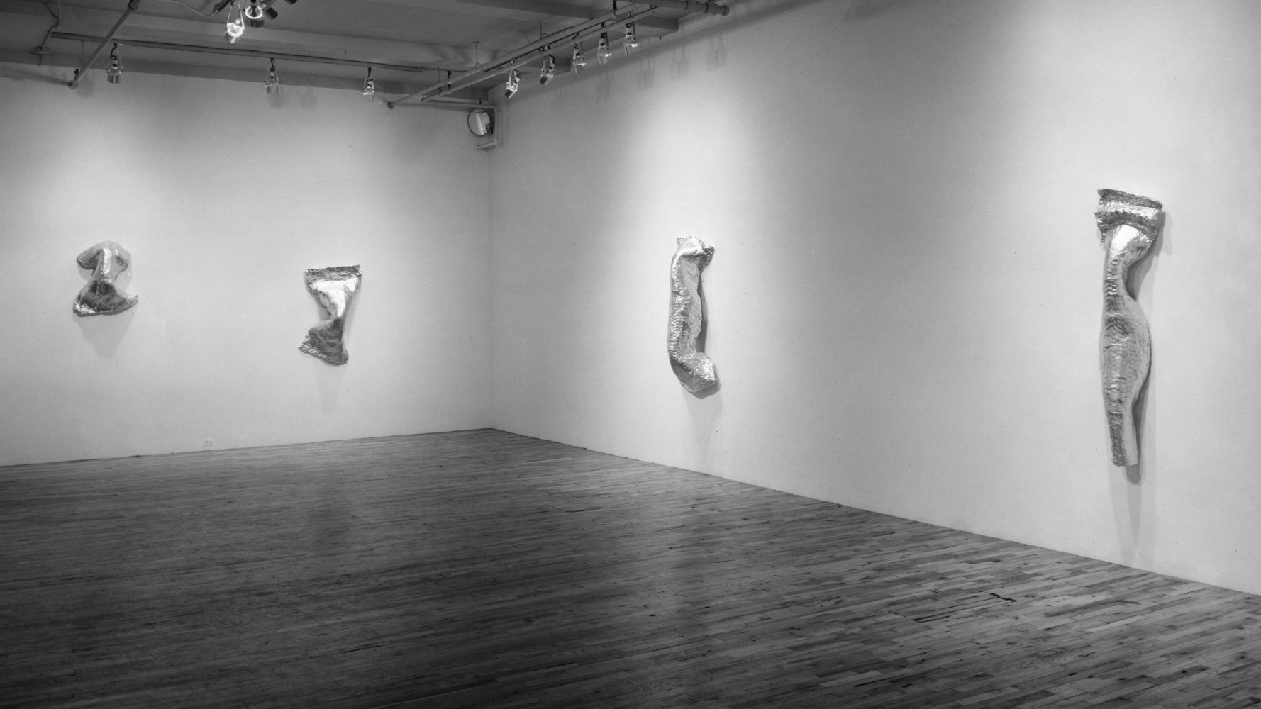 Installation view, Lynda Bengalis, Paula Cooper Gallery, 155 Wooster Street, New York, November 11 - December 9 1978. © Lynda Benglis / Licensed by Artists Rights Society (ARS) New York. Courtesy PACE, New York, and Paula Cooper Gallery, New York. Photo: Geoffrey Clements.
