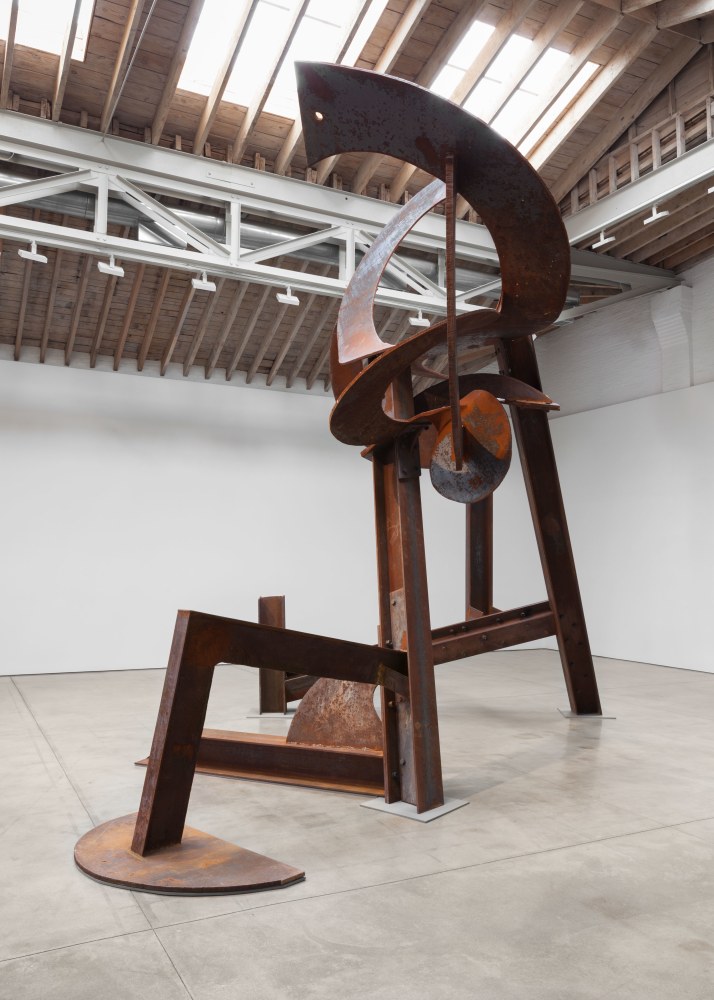 Luney Breakout, (detail), 2013 Steel 22 ft 3 in. x 22 ft 6 in. x 12 ft 6 in. (678.2 x 685.8 x 381 cm)