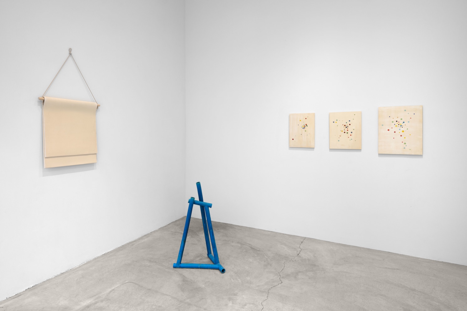 Installation view, Tetsuya Yamada: 7 Sculptures and Paintings in Ceramic, Paula Cooper Gallery, New York, October 18 – November 15, 2025. © Tetsuya Yamada. Courtesy Paula Cooper Gallery, New York. Photo: Steven Probert