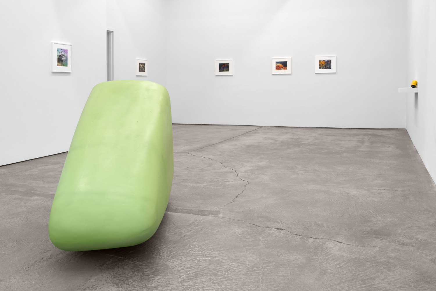 Installation view, Robert Grosvenor, April 2 – May 26, 2022, 521 & 529 W 21st Street