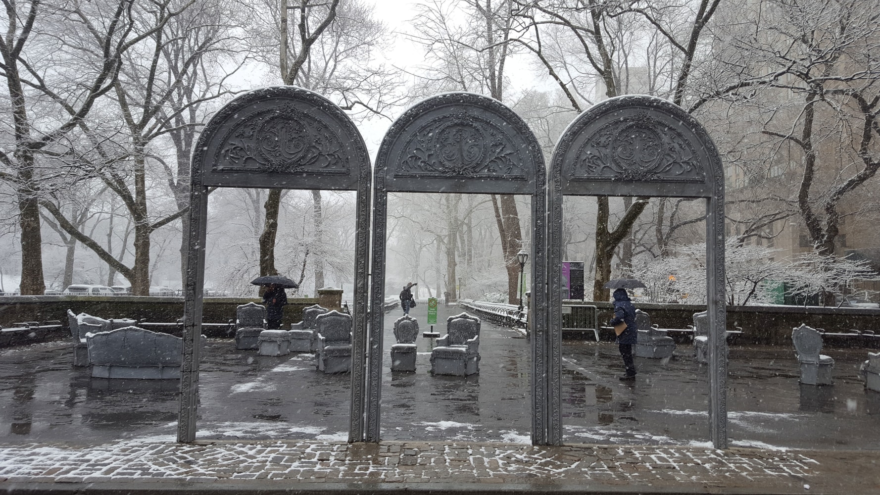 Liz Glynn Open House, (detail), 2016 cast concrete, 26 objects: 5 arches, 8 armchairs, 4 ottomans, 6 side chairs, and 3 settees dimension variable Doris F. Freedman Plaza, Central Park, New York, NY Photo: James Ewing, Courtesy of Public Art Fund, NY