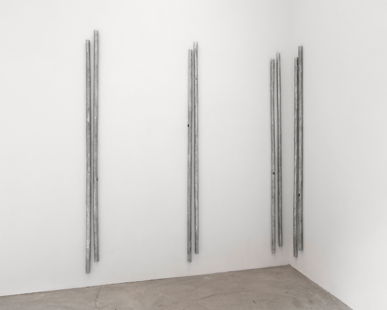 Installation view, Andrei Koschmieder, Robert Gober, Curated By Laura Hunt, November 3 – December 20, 2017
