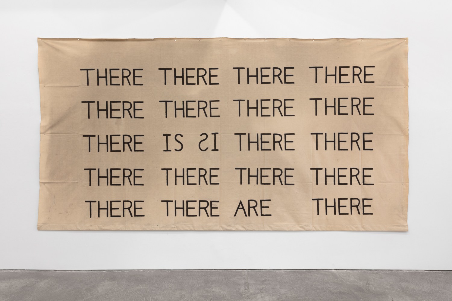 Robert Wilson
Queen Victoria Drop (small), 1974
paint on canvas
88 x 168 in. (223.5 x 426.7 cm)