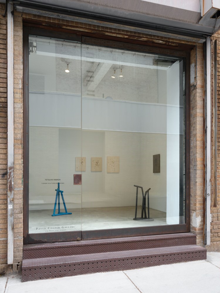 Installation view, Tetsuya Yamada: 7 Sculptures and Paintings in Ceramic, Paula Cooper Gallery, New York, October 18 – November 15, 2025. © Tetsuya Yamada. Courtesy Paula Cooper Gallery, New York. Photo: Steven Probert