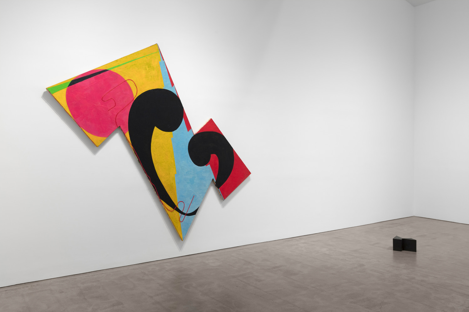 Installation view, Jennifer Bartlett, Jonathan Borofsky, Lynda Benglis, Elizabeth Murray, Joel Shapiro, Jackie Winsor, 1967-1980: Explorations, January 10 – February 16, 2019