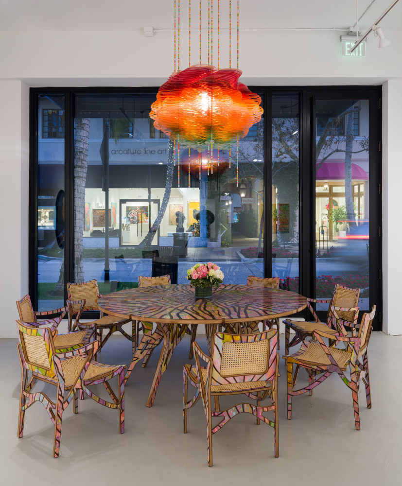 Jorge Pardo Udo's Table & Chairs, 2022 plywood with Tornillo veneer, wicker, acrylic paint and lacquer