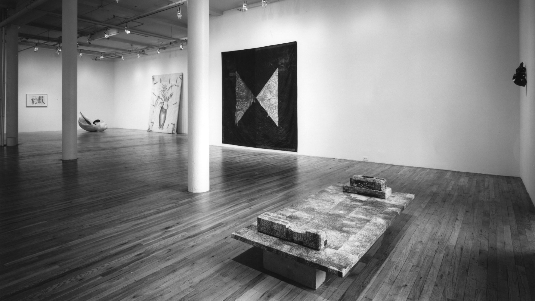 Installation view, Group Show, Paula Cooper Gallery, 155 Wooster Street, New York, June - July, 1983. Photo: Eeva Inkeri.