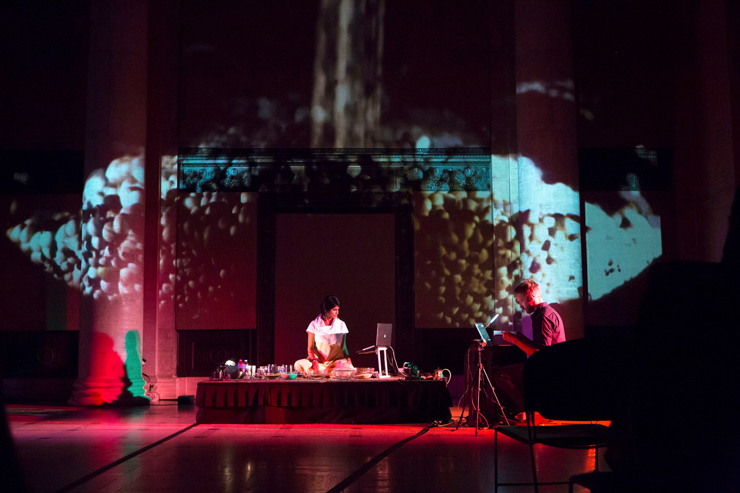 Grains, 2013

Live Audio Visual Performance