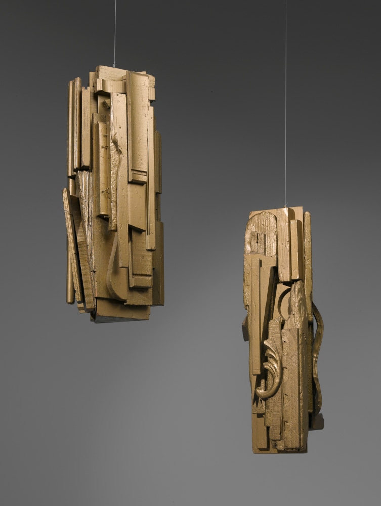 Louise Nevelson, Unknown, 1962

wood painted gold, 35.5 x 31.5 x 14.5 inches