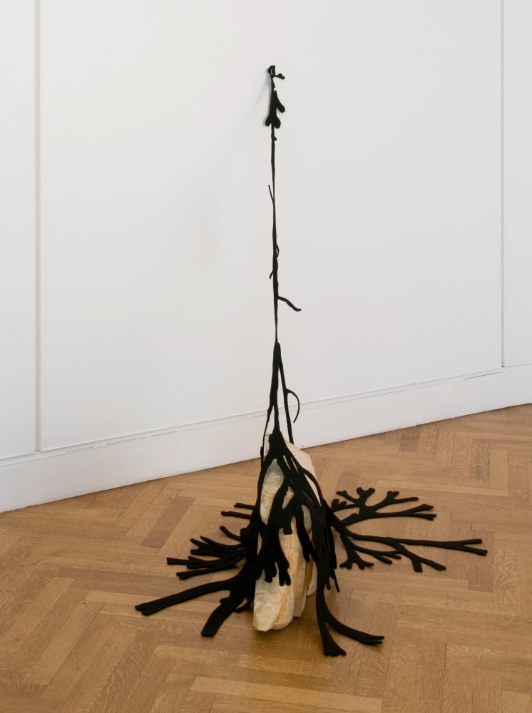 Jolynn Krystosek, Untitled, 2012

Onyx, felt, and gold leaf, 54.5 x 47 x 35 inches