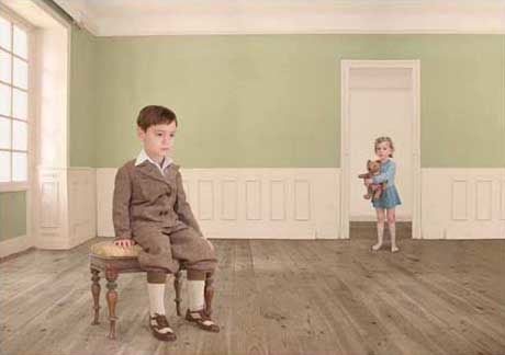 Loretta Lux

Green Room, 2005

Ilfochrome print

19-5/8 by 26 inches (49.7 x 66 cm)