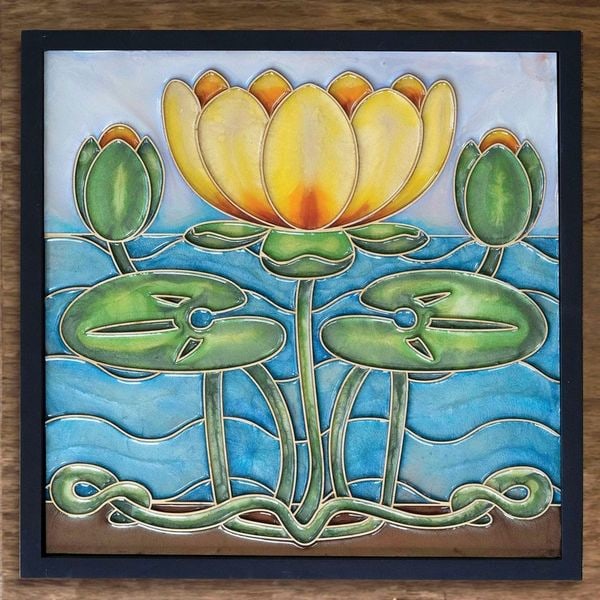 Water Lily&amp;nbsp;

Wood and resin&amp;nbsp;

12&amp;quot;x12&amp;quot;x0.25&amp;quot;