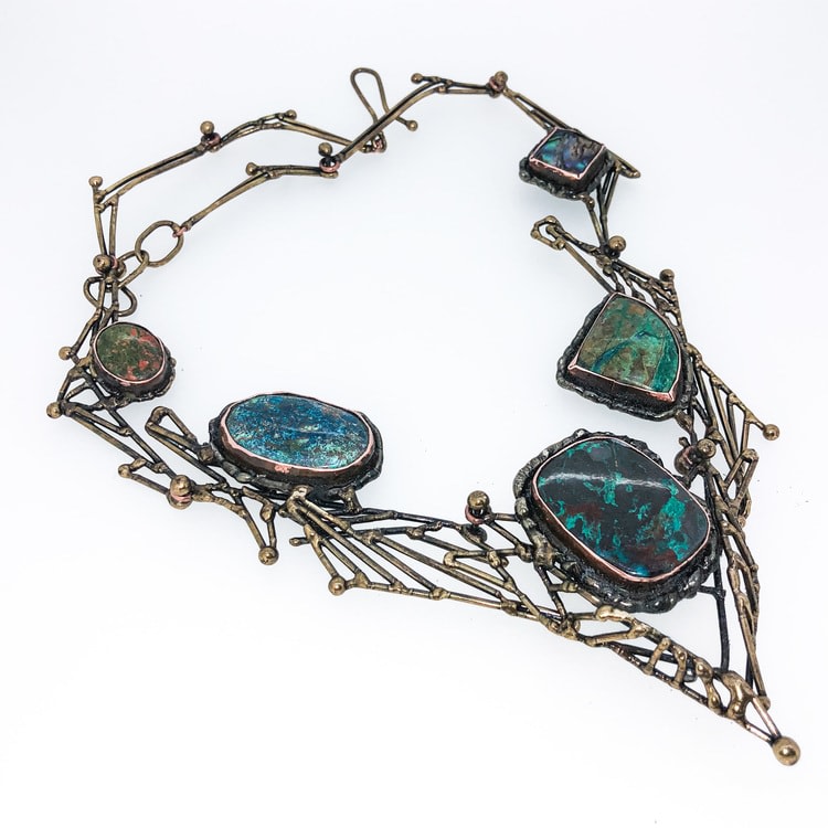 Abstract necklace with five stones
Constructed necklace using bronze, copper, and silver with five stones
8&amp;quot; x 18&amp;quot; x .3&amp;quot;
2021