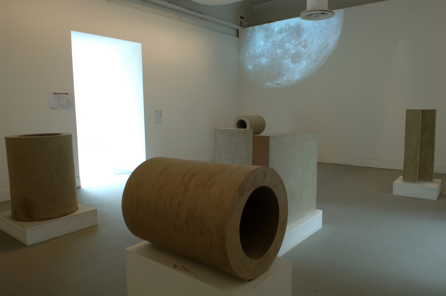 Installation view of sculptures by Peter Fischli and David Weiss