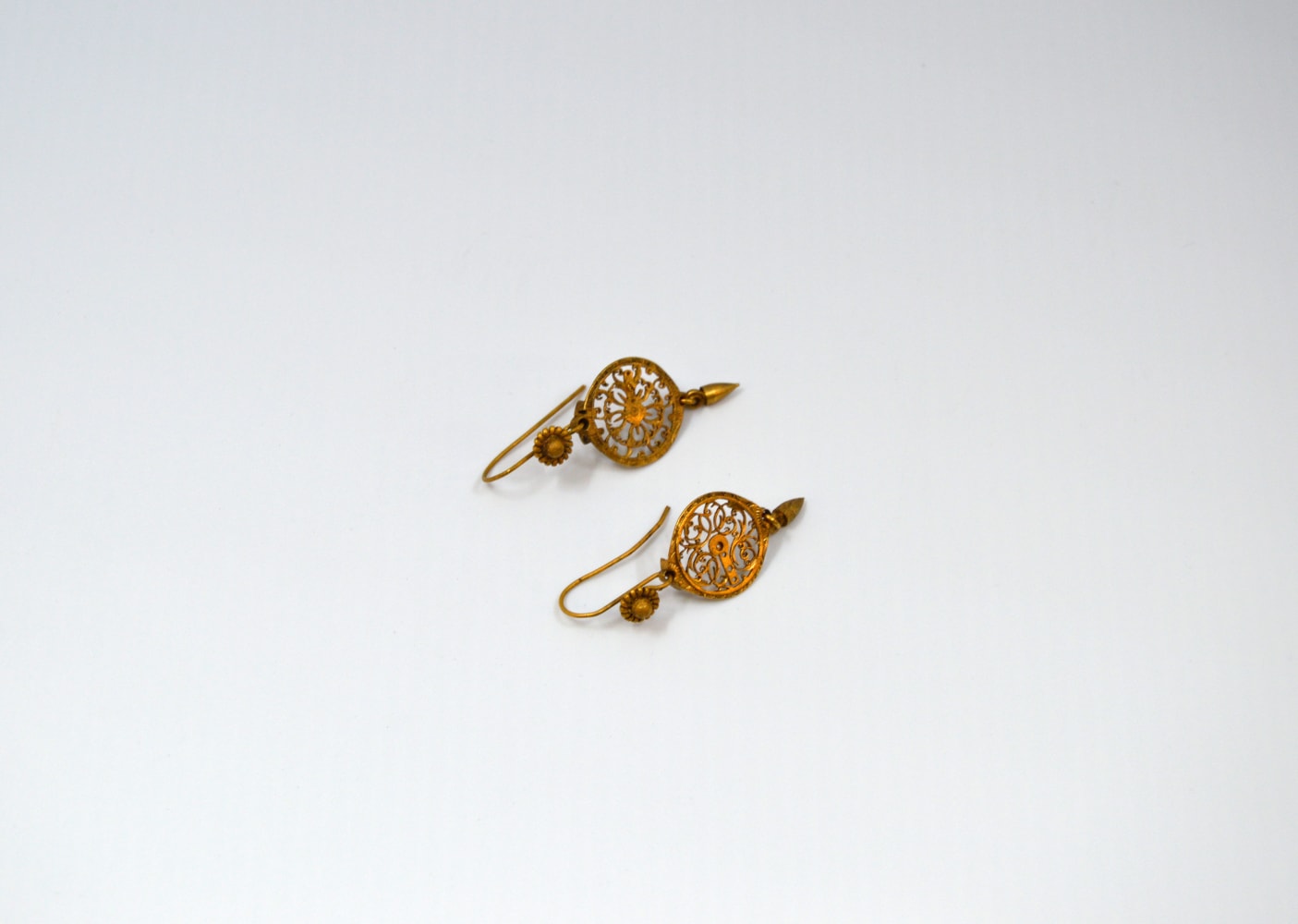 Amanda Kaiserman, Chronos Needle Earrings - Gold one size  18th Century Brass Watch Parts, Gold Dip