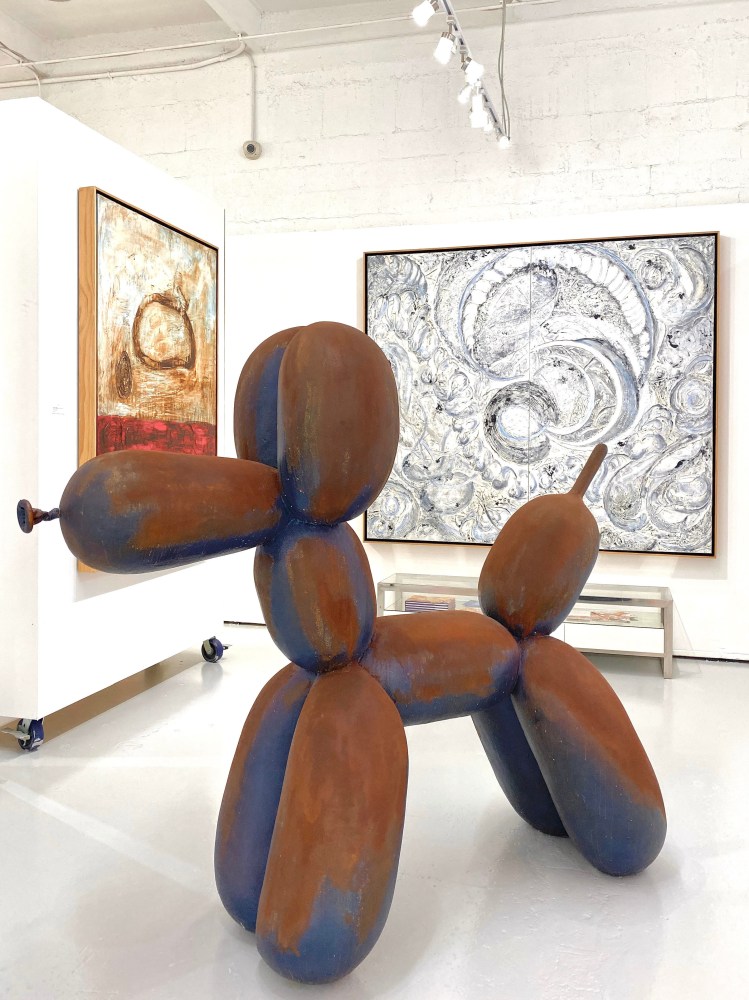 Hamilton Aguiar sculpture, Jill Krutick, and Connie Lloveras paintings at Manolis Projects