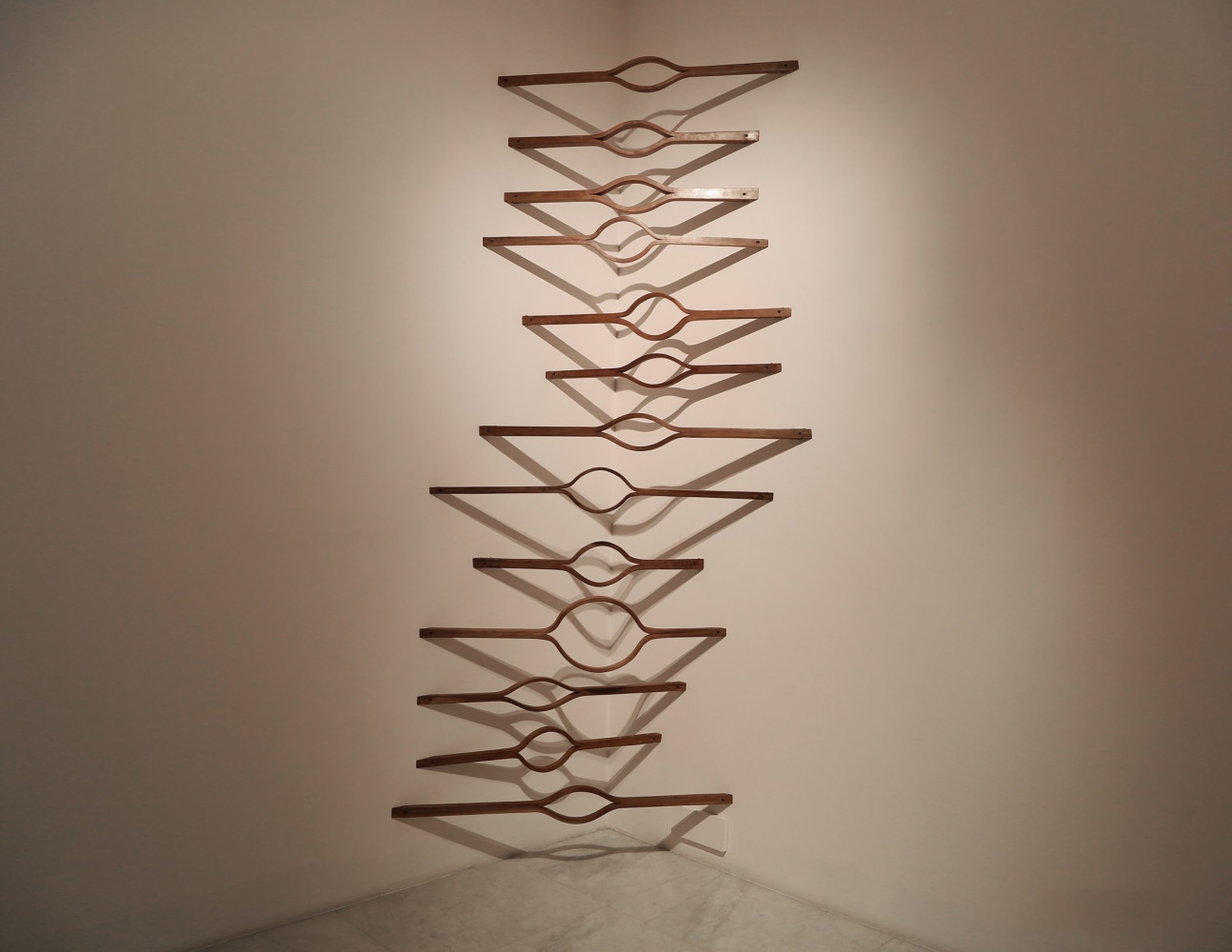 Tendu, 2013-14
Walnut Wood (in 13 parts)
45” x 66” x 109” (overall dimensions) 