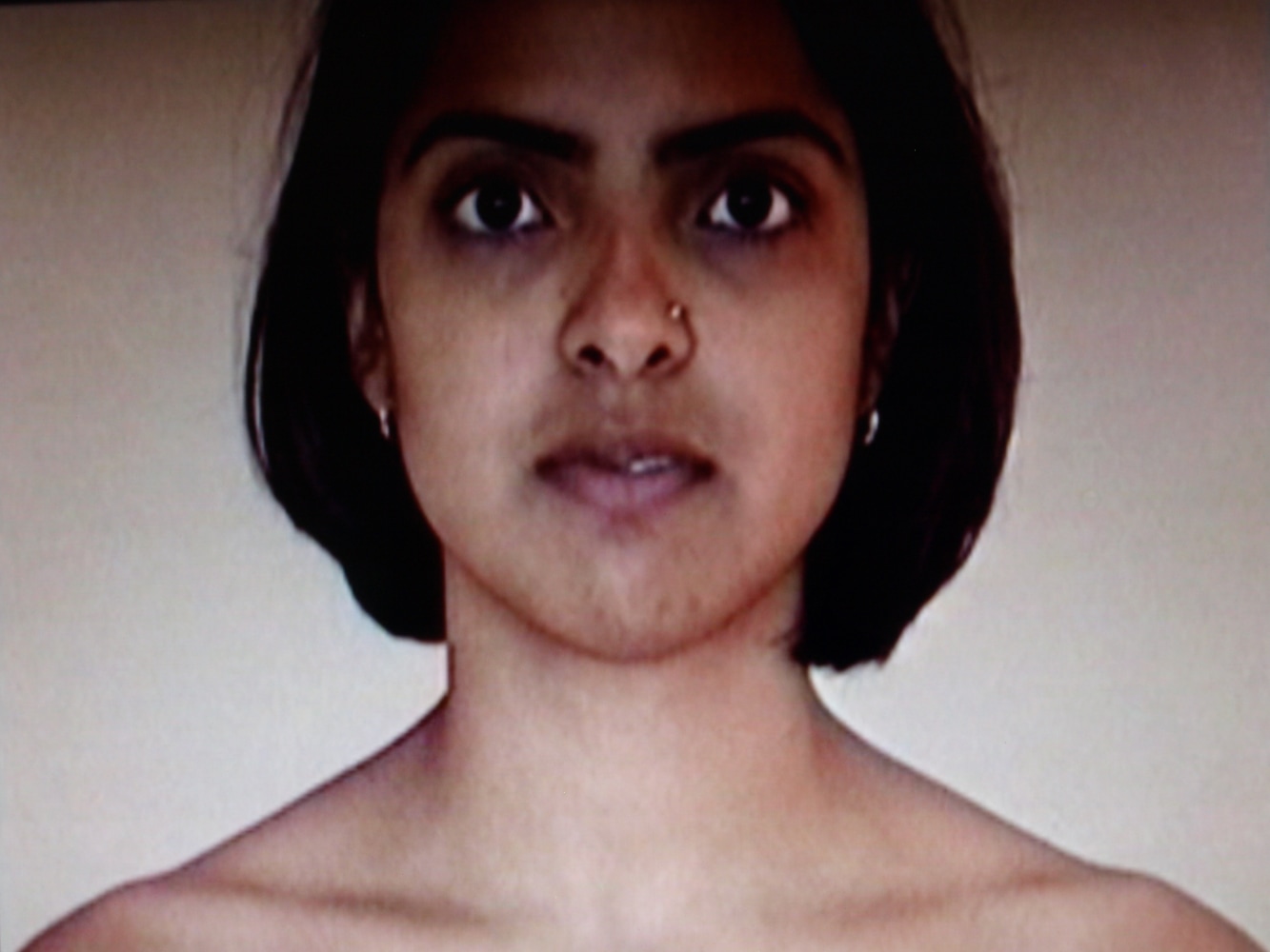 Farheen HaQ

(un)covering, 2002

Film still