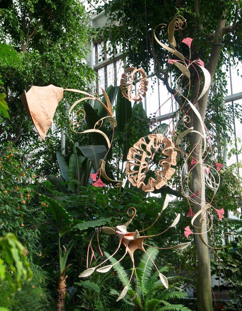 Moon dancers (Detail)