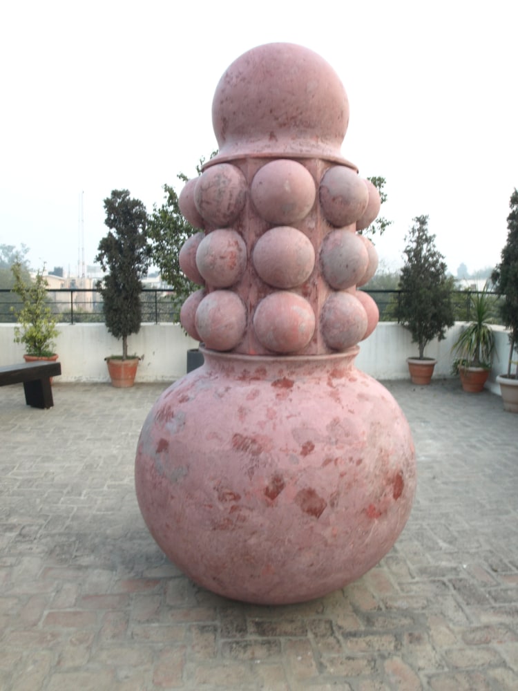 Big Maa, 2015
Fiberglass, resin and granite dust
95” x 49” x 49"