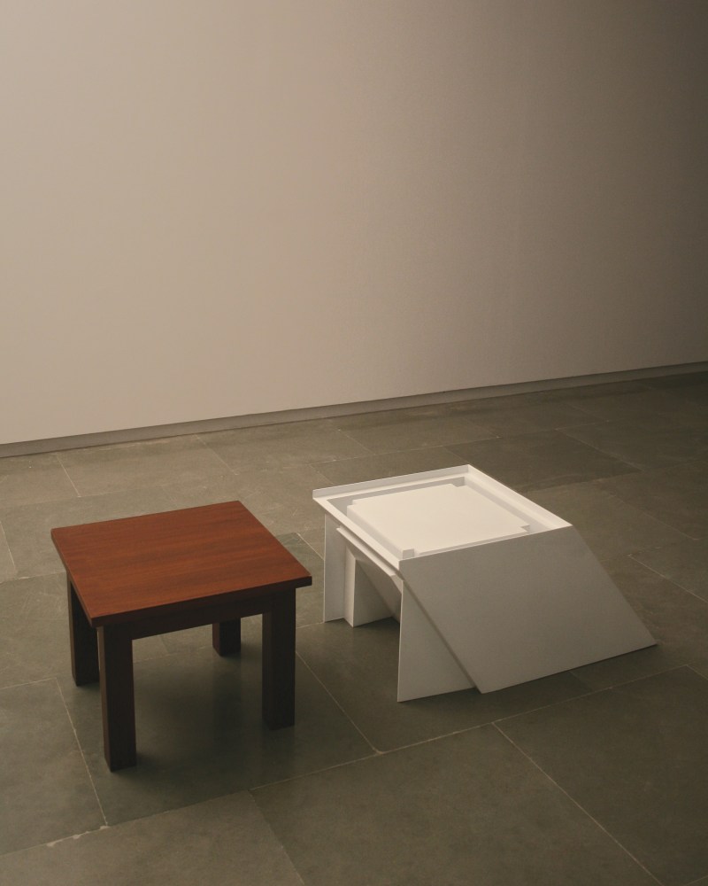 Dark light, 2006
Wooden stool,  and acrylic on cast acrylic and board  
18” x 18” x 15” (stool)  29” x 20 ½” x 15” (cast)