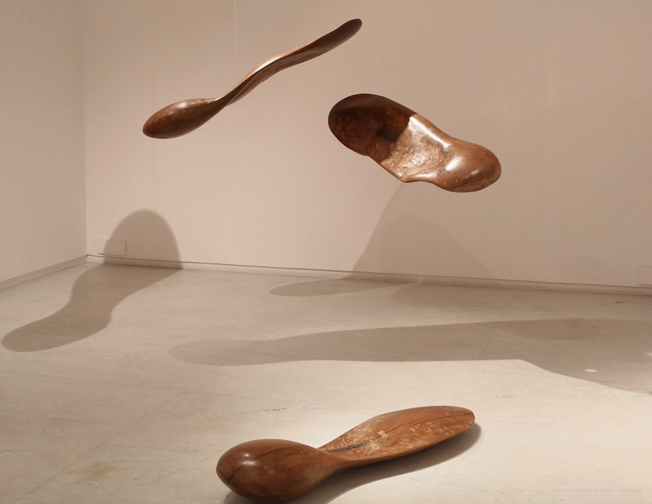 Between the sky and earth (Detail)