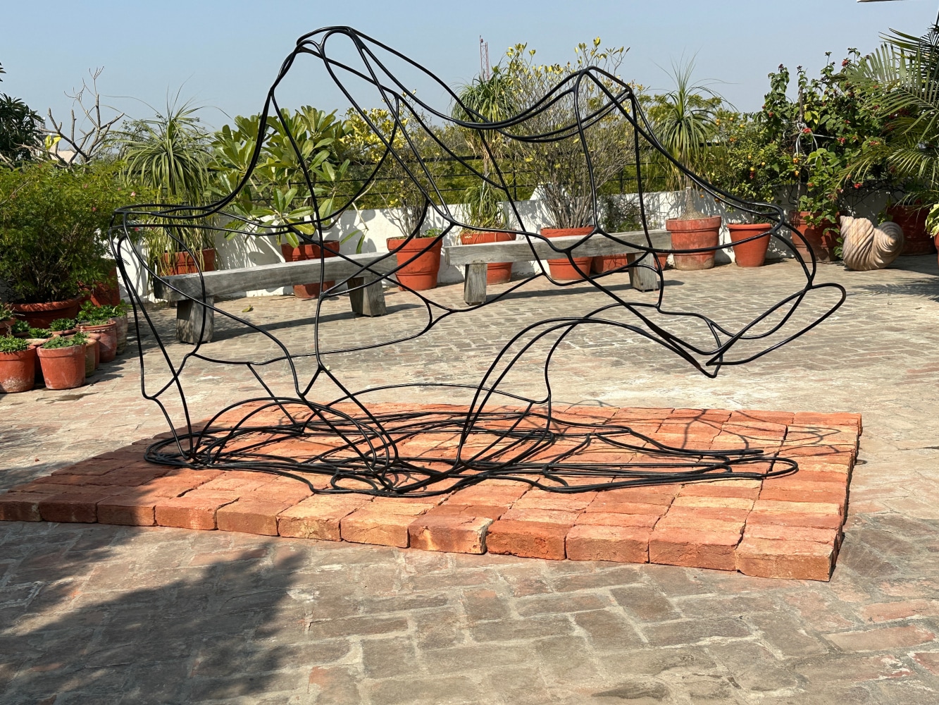 Nothing to see&amp;nbsp;|&amp;nbsp;2022
Mild steel
55&amp;quot; x 55&amp;quot; x 91&amp;quot;
TG 4565