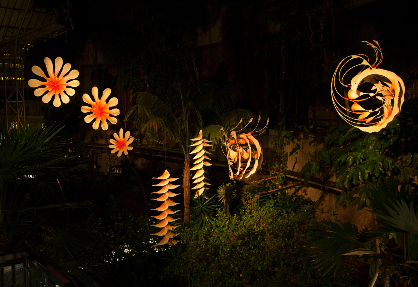 Cloud songs on the horizon (Detail)