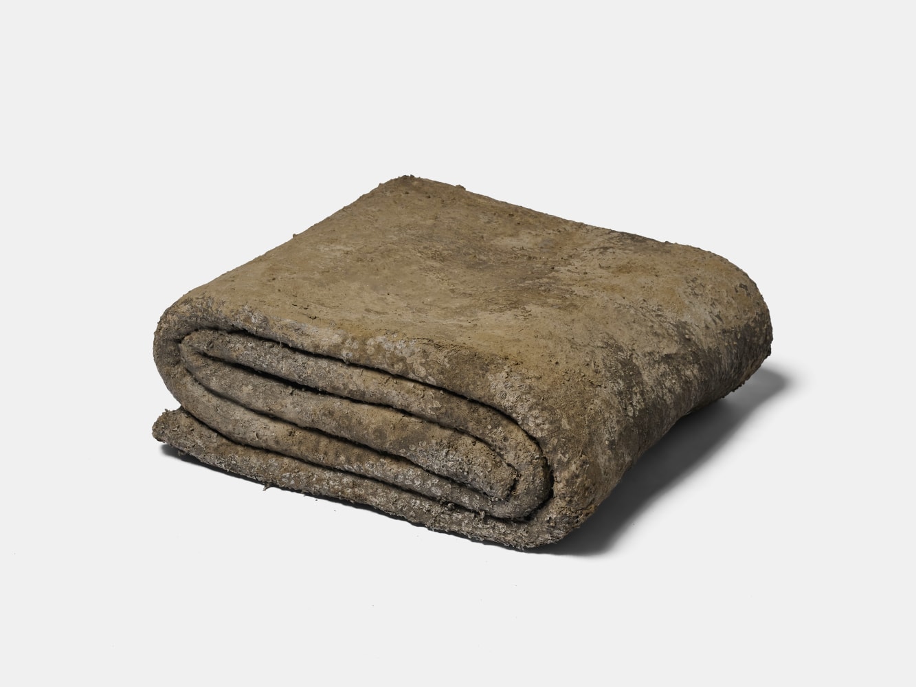 Jeremy Wafer

Fold, 2023

Blanket and cement

40 x 35 x 13 cm / 15.7 x 13.8 x 5.1 in.

Unique
