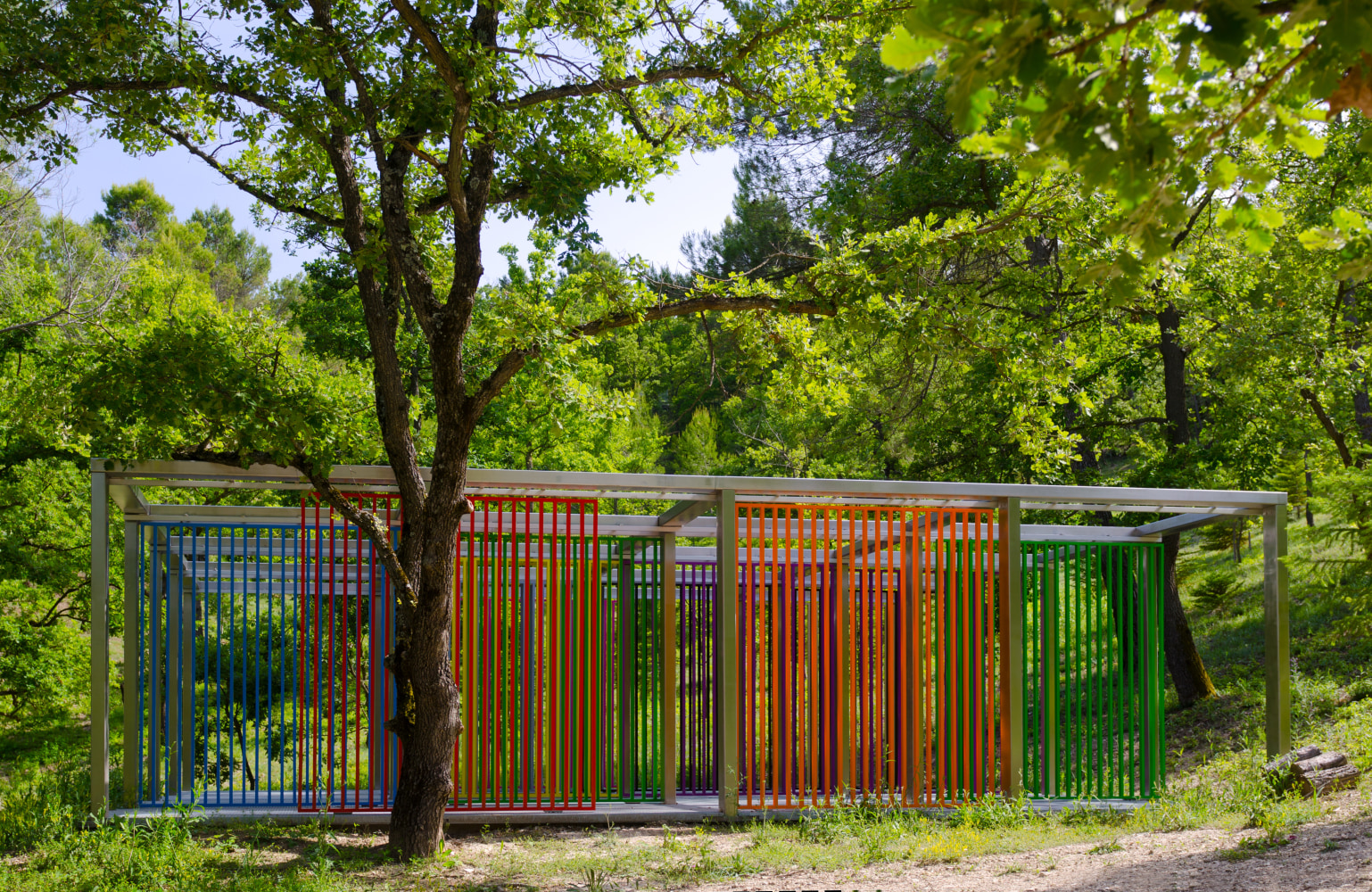 Liam Gillick
Multiplied Resistance Screened,&amp;nbsp;2010&amp;nbsp;
Installation at Château La Coste. Photograph Andrew Pattman&amp;nbsp;