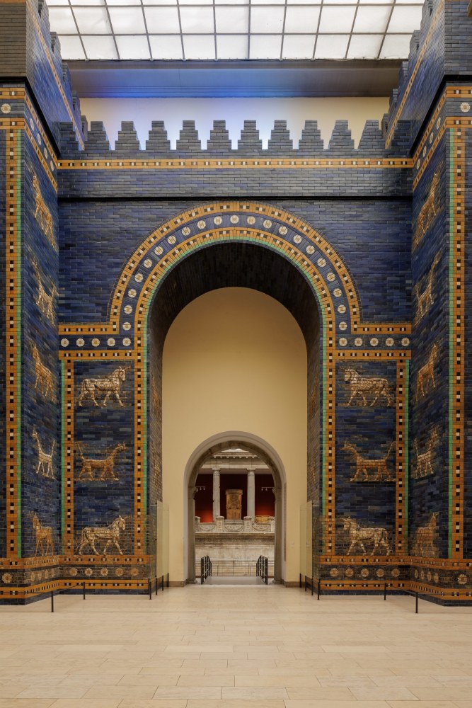 Liam Gillick. Filtered Time