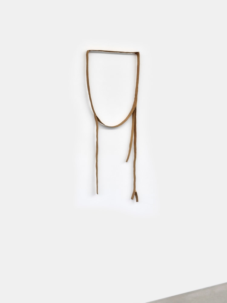 Aleana Egan&amp;nbsp;

plumb,&amp;nbsp;2019

untreated bronze, unique

104 x 36 x 4 cm / 40.9 x 14.2 x 1.6 in