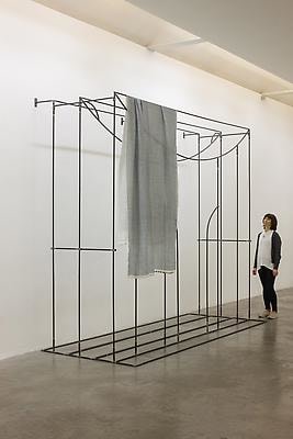 ​Aleana Egan
Meanwhile, 2013
steel, fabric
300 x 350 x 150 cm / 118.1 x 137.8 x 59.1 in&amp;nbsp;

&amp;nbsp;