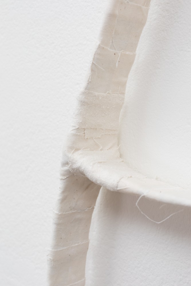 Aleana Egan
Sky Song
2023
four wall elements
card, tape, noil, cotton, papier m&amp;acirc;ch&amp;eacute;, twine, split pins
155 x 130 cm / 61 x 51.2 in total