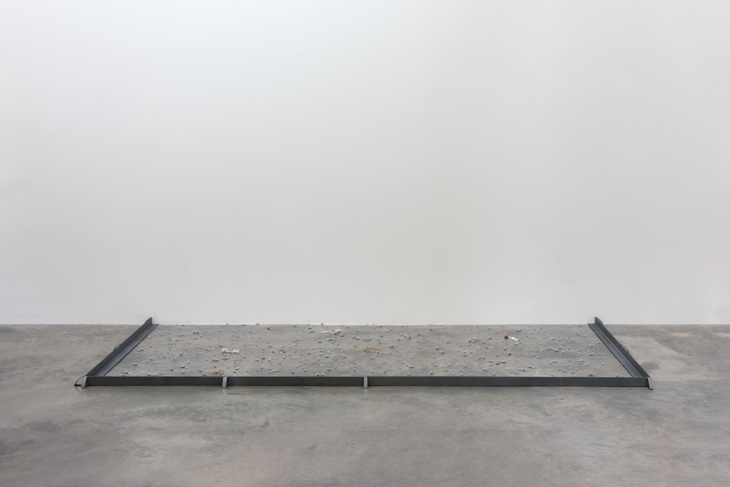 Aleana Egan&amp;nbsp;
memory shape (section), 2022
shot blast steel, cellulose fiber, textile
150 x 300 cm / 59 x 118 in