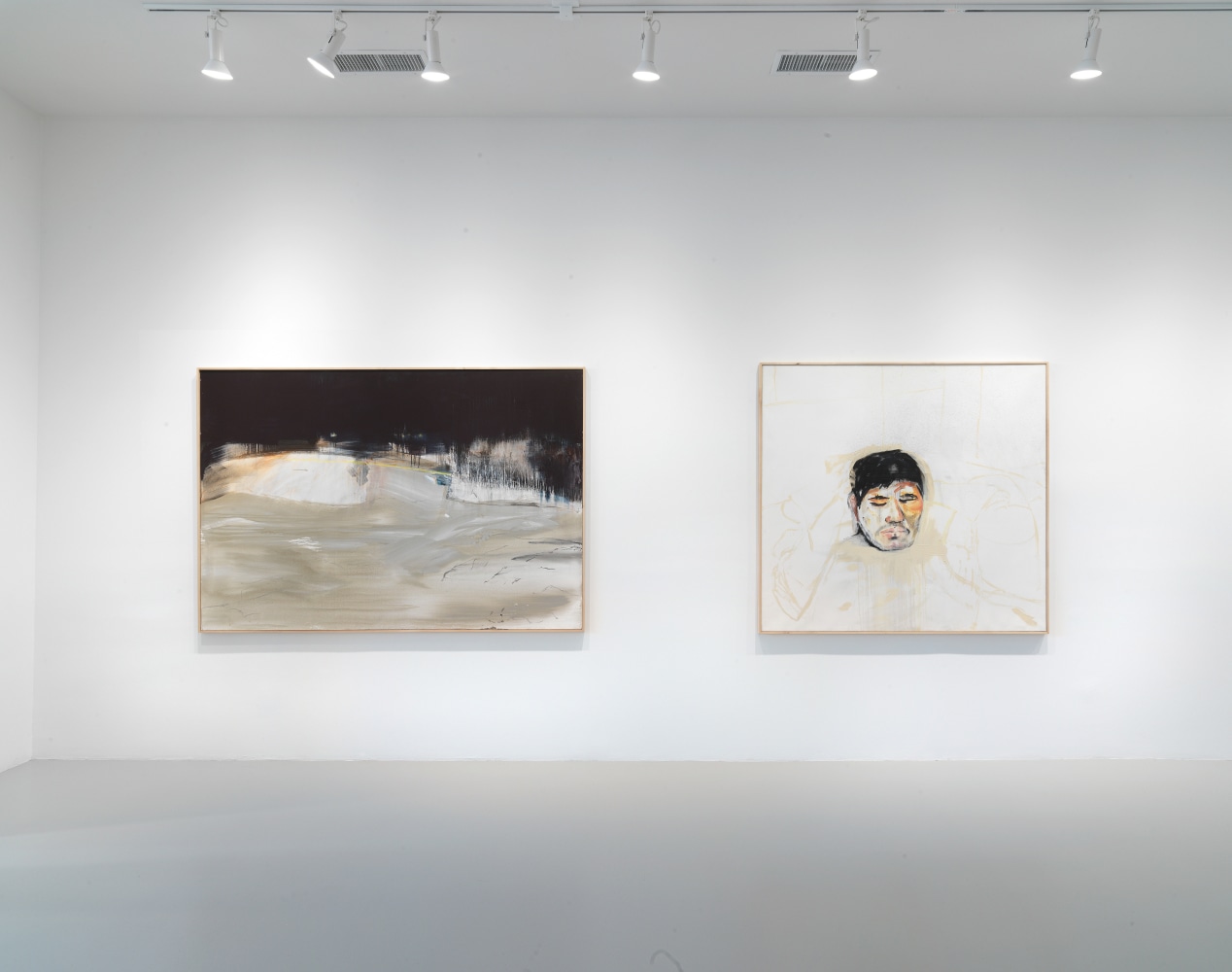 Brian Maguire
War Changes Its Address and Other Border Stories, 2021
Rhona Hoffman Gallery, Chicago, USA

&amp;nbsp;