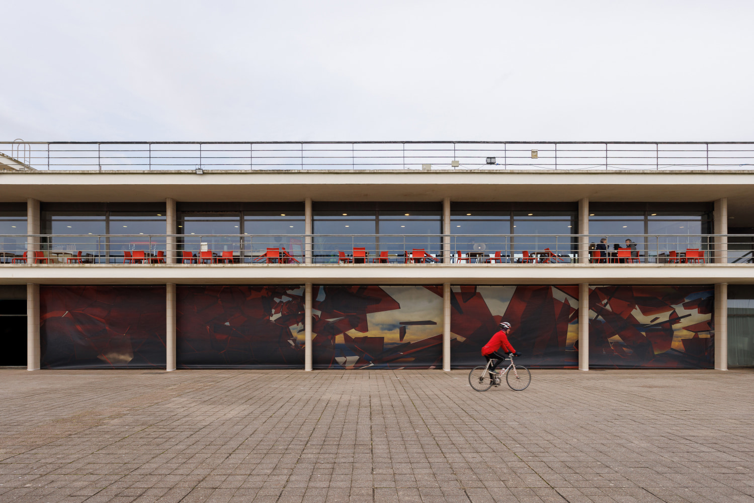 Jaki Irvine
Ssh Ow, 2025
De La Warr Pavilion, Bexhill-On-Sea
Photo: Rob Harris