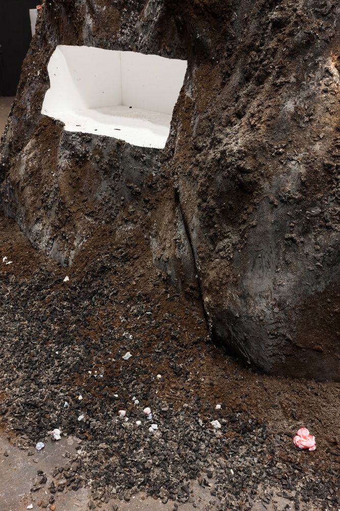 Sam Keogh
Terrestris,&amp;nbsp;part of&amp;nbsp;Conjuring for Beginners,&amp;nbsp;2012
Project Arts Centre, Dublin, Ireland