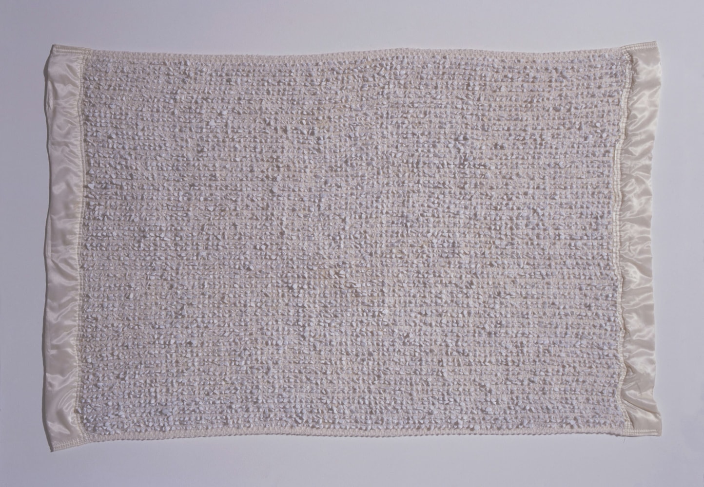 Kathy Prendergast&amp;nbsp;

Grave Blanket (Version 1), 1997

woolen blanket and marble chippings&amp;nbsp;

108 x 71 cm&amp;nbsp;

42.5 x 28 in&amp;nbsp; &amp;nbsp;

Collection of Irish Museum of Modern Art, Dublin