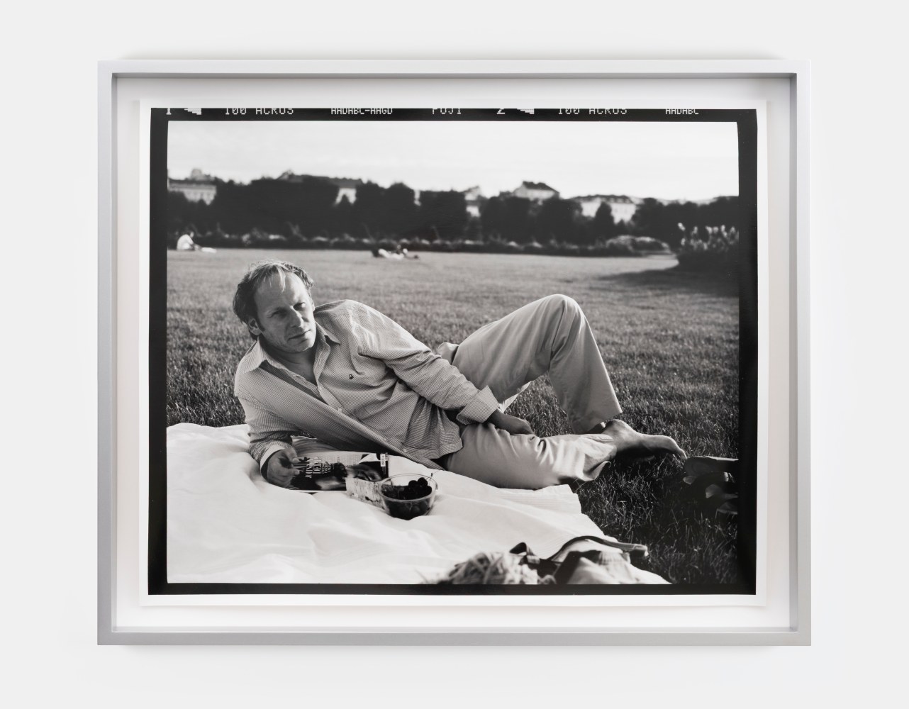 Gerard Byrne&amp;nbsp;

M7 / Roll 25 / Exp 01,&amp;nbsp;2008 - ongoing

hand-printed silver gelatin print, aluminium frame, edition of 3
38.6 x 47.8 cm / 15.2 x 18.8 in print size&amp;nbsp;
44 x 53.5 x 5 cm / 17.3 x 21.1 x 2 in framed