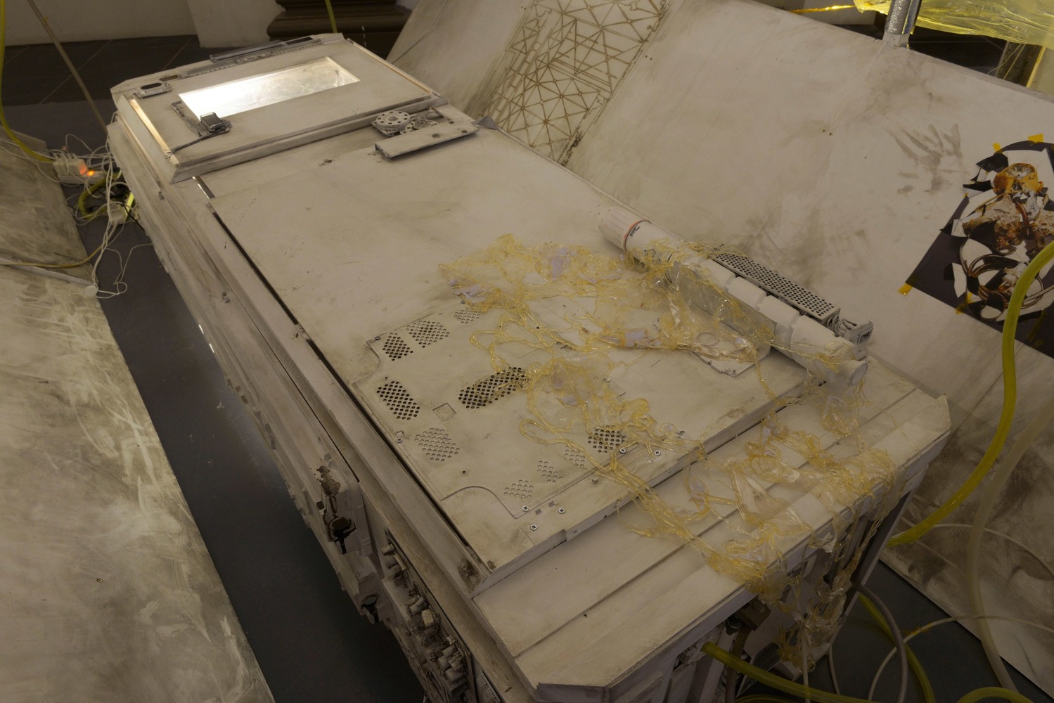 Sam Keogh
Cellular World: Cyborg-Human-Avatar-Horror, 2018,&amp;nbsp;as part of the Director&amp;rsquo;s Programme, Glasgow International&amp;nbsp;
Gallery of Modern Art (GoMA), Glasgow, Scotland